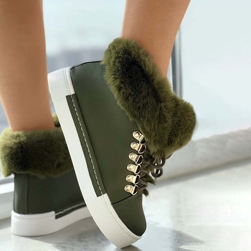 Ankle Boots À Plateforme In Plush Chaude